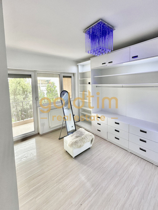 VILA SUPERBA/PIPERA/MOBILATA ȘI UTILATA COMPLET/LUX/LUMINOASA