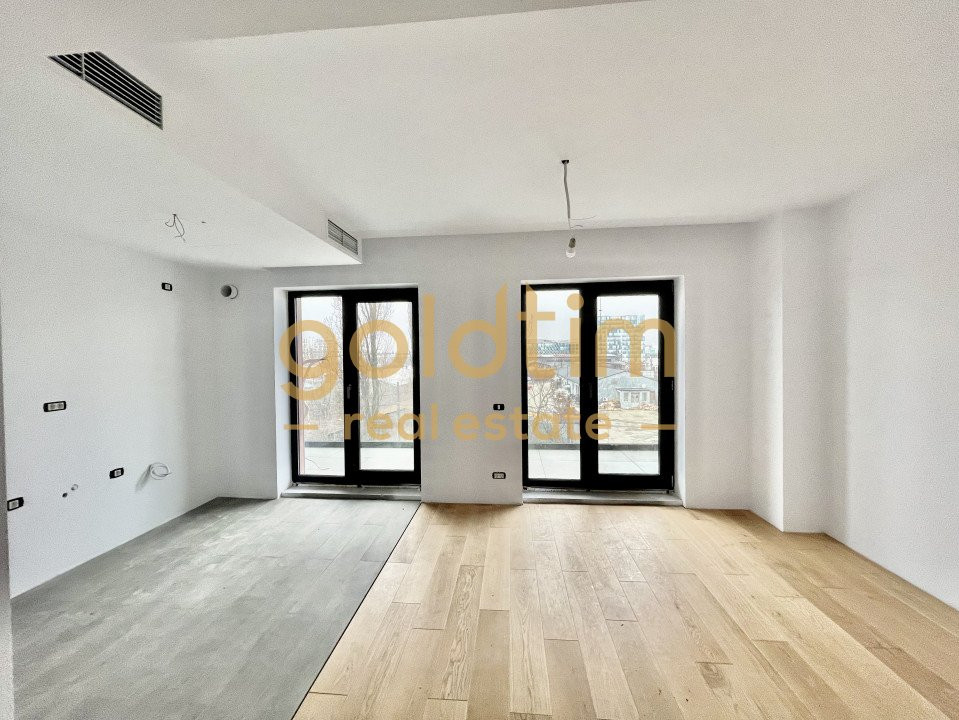 NOU/ZONA LINISTITA/BLOC SUPERB