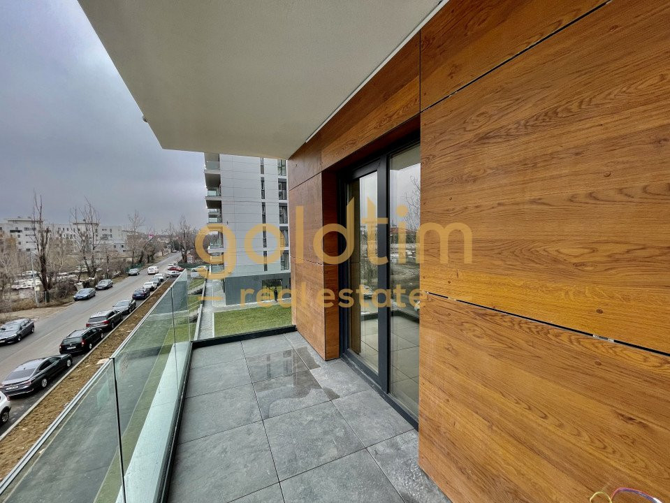 NOU/ZONA LINISTITA/BLOC SUPERB