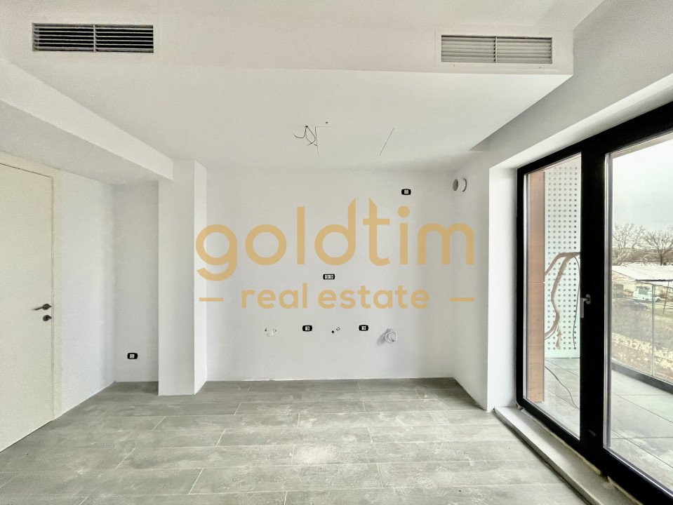 NOU/ZONA LINISTITA/BLOC SUPERB