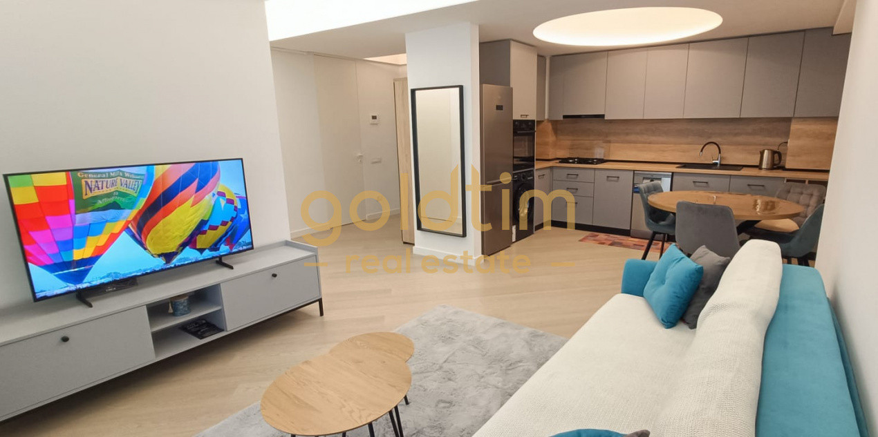  NOU/PARCARE INCLUSA/CORTINA NORTH/PIPERA