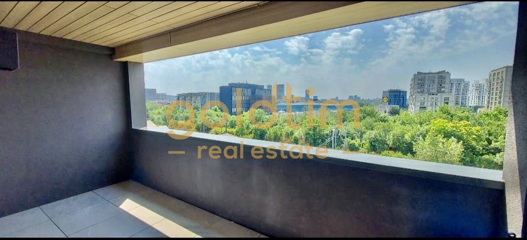 AVIATIEI/TERASA GENEROASA/VEDERE LIBERA/ZONA LINISTITA