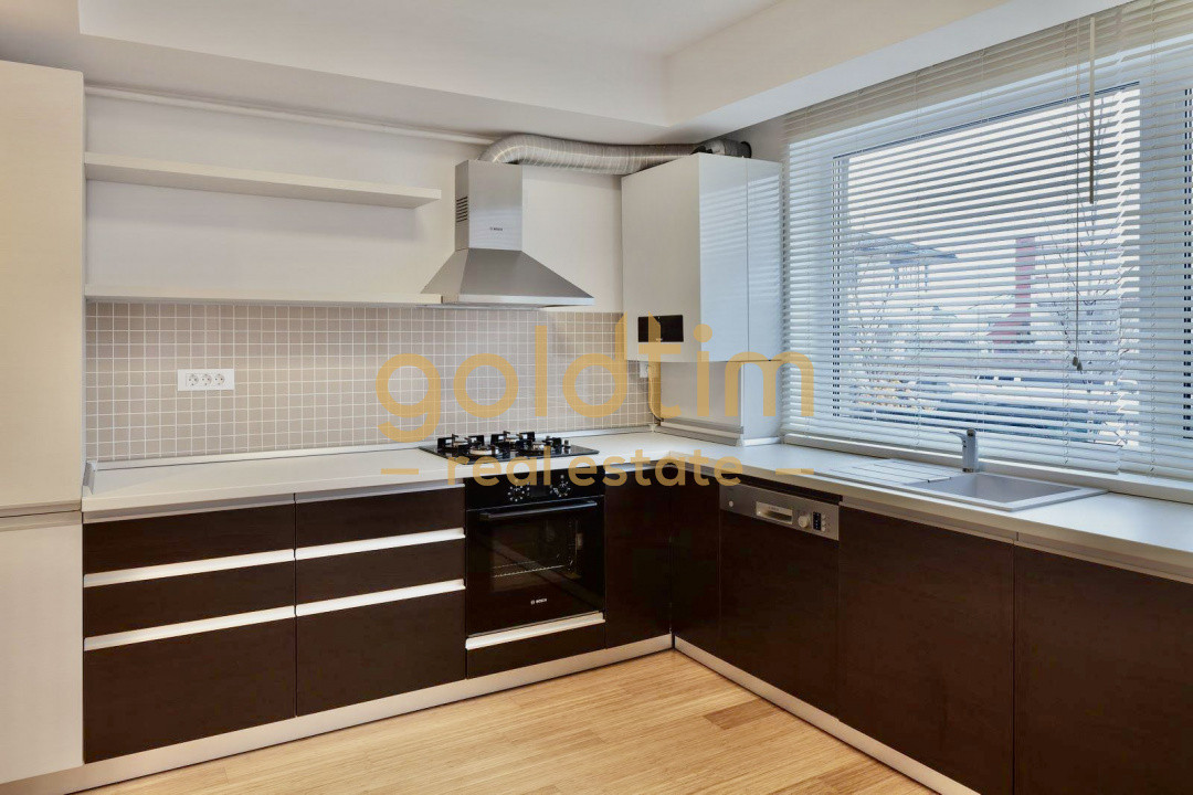 PIPERA/ZONA LINISTITA/GRADINA/TERASA/PARCARE INCLUSA