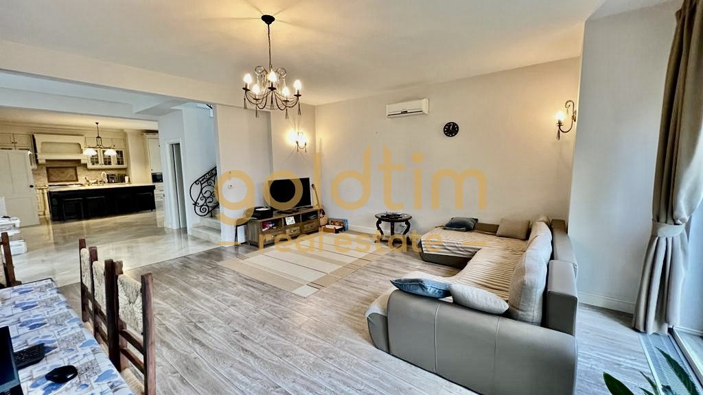 NOU/VILA INDIVIDUALA/CUIRTE