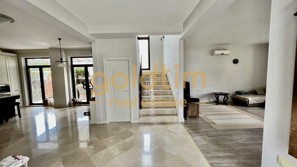 NOU/VILA INDIVIDUALA/CUIRTE