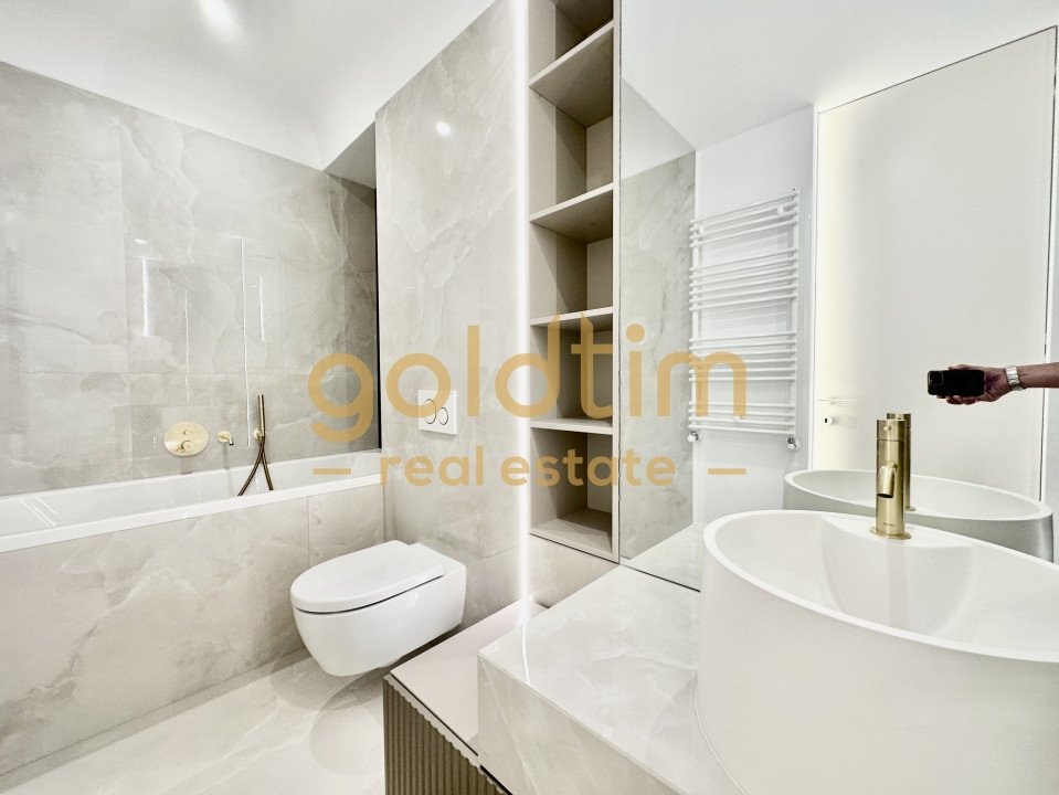 2 LOCURI DE PARCARE/CORTINA NORTH/PIPERA/PRIMA INCHIRIERE