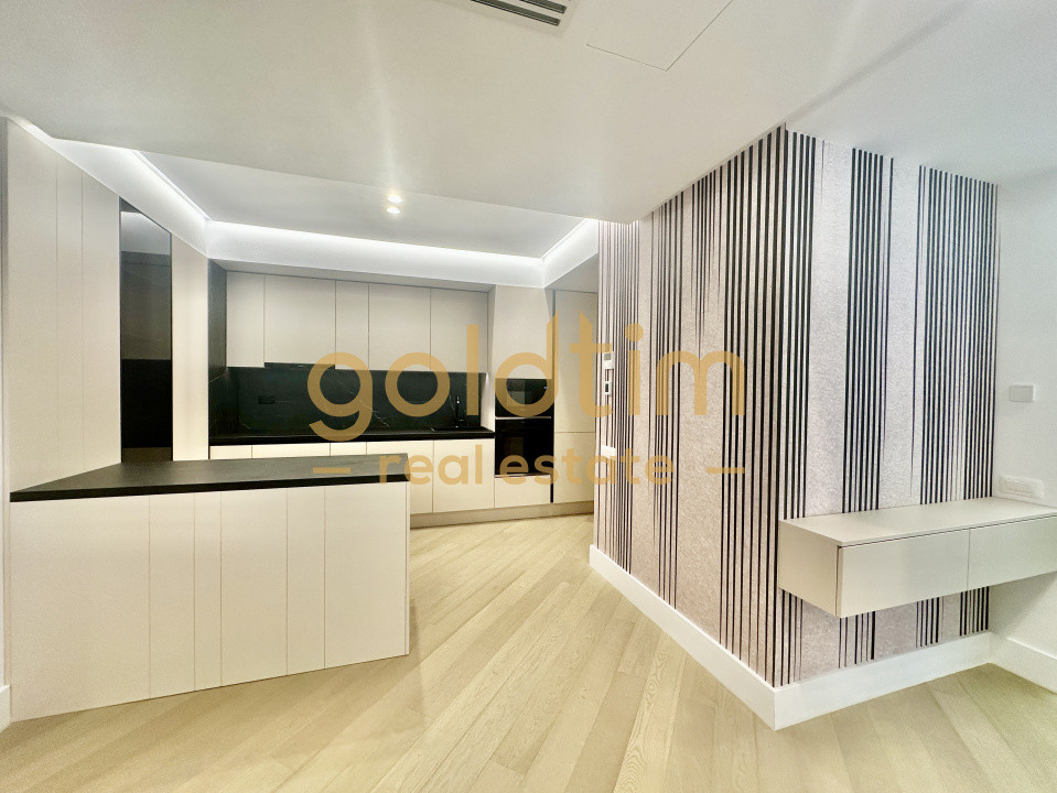 IANCU NICOLAE /PIPERA/CORTINA 126/UNIQUE DESIGN/PARCARE