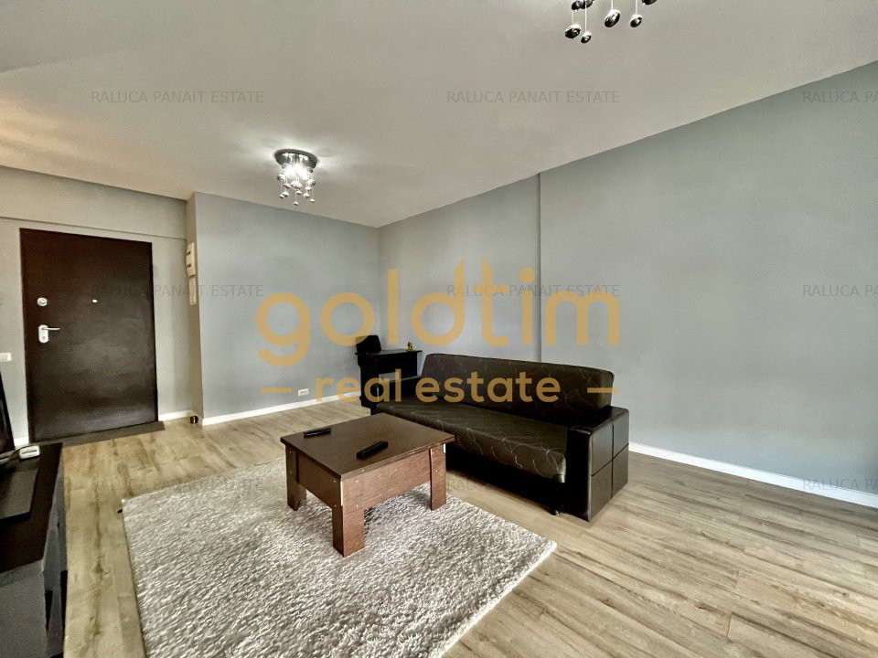 CITTA/ MEGA MALL/ MOBILAT SI UTILAT/PRIVELISTE