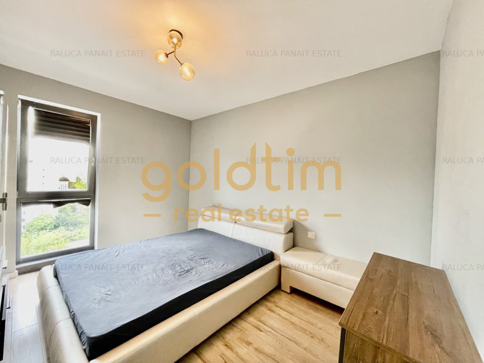 CITTA/ MEGA MALL/ MOBILAT SI UTILAT/PRIVELISTE