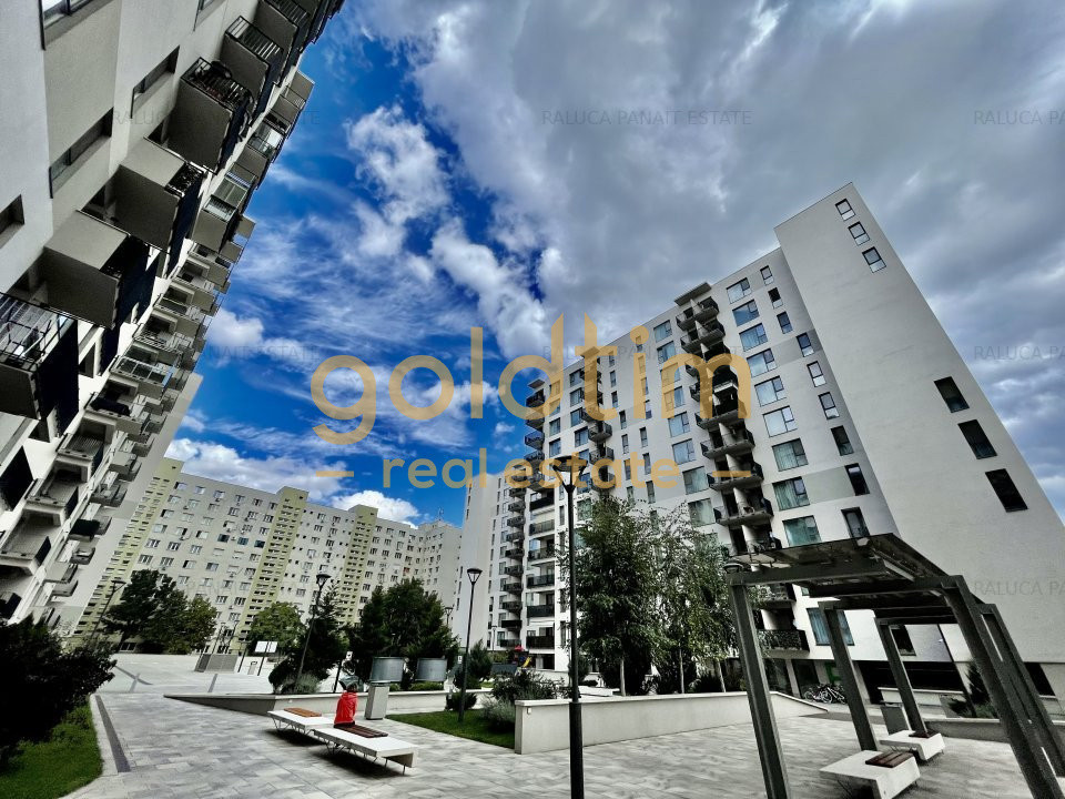 CITTA/ MEGA MALL/ MOBILAT SI UTILAT/PRIVELISTE