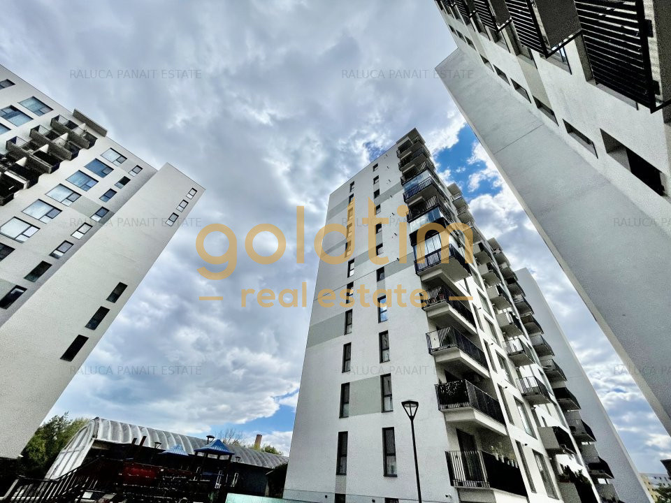 CITTA/ MEGA MALL/ MOBILAT SI UTILAT/PRIVELISTE