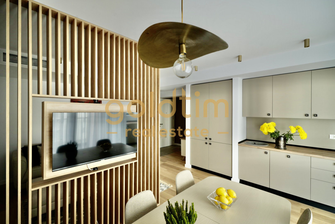 NOU/ PIATA PRESEI/ BANEASA/ PARCARE