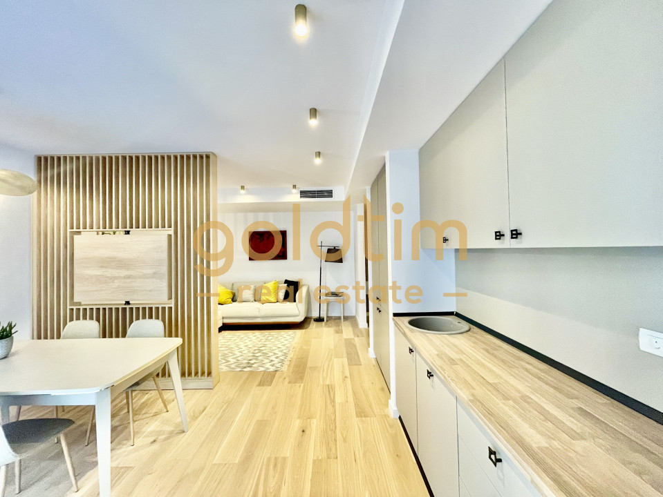 NOU/ PIATA PRESEI/ BANEASA/ PARCARE