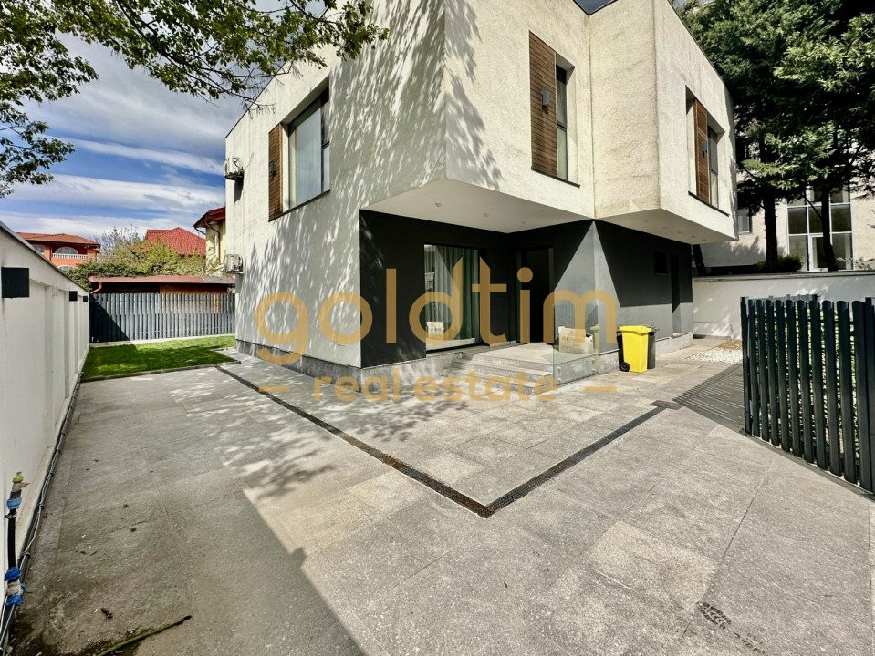 NOU/ABSOLUT SUPERBA/ VILA INDIVIDUALA/ IANCU NICOLAE/