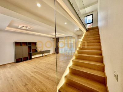 NOU/ABSOLUT SUPERBA/ VILA INDIVIDUALA/ IANCU NICOLAE/