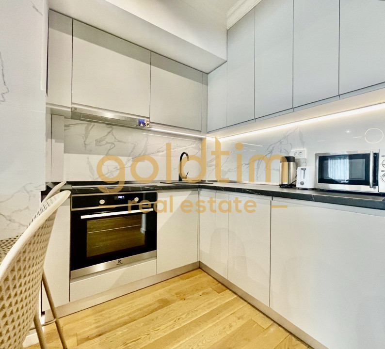 AVIATIEI PARK/ SUPERB