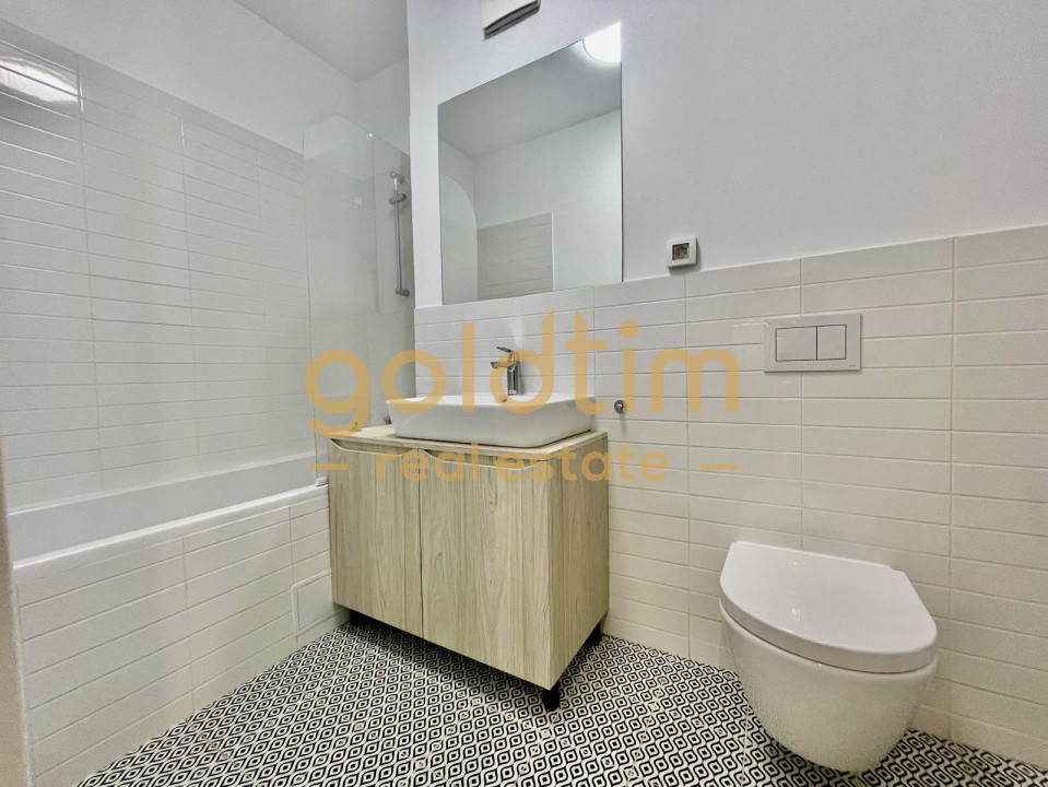 AVIATIEI PARK/ SUPERB