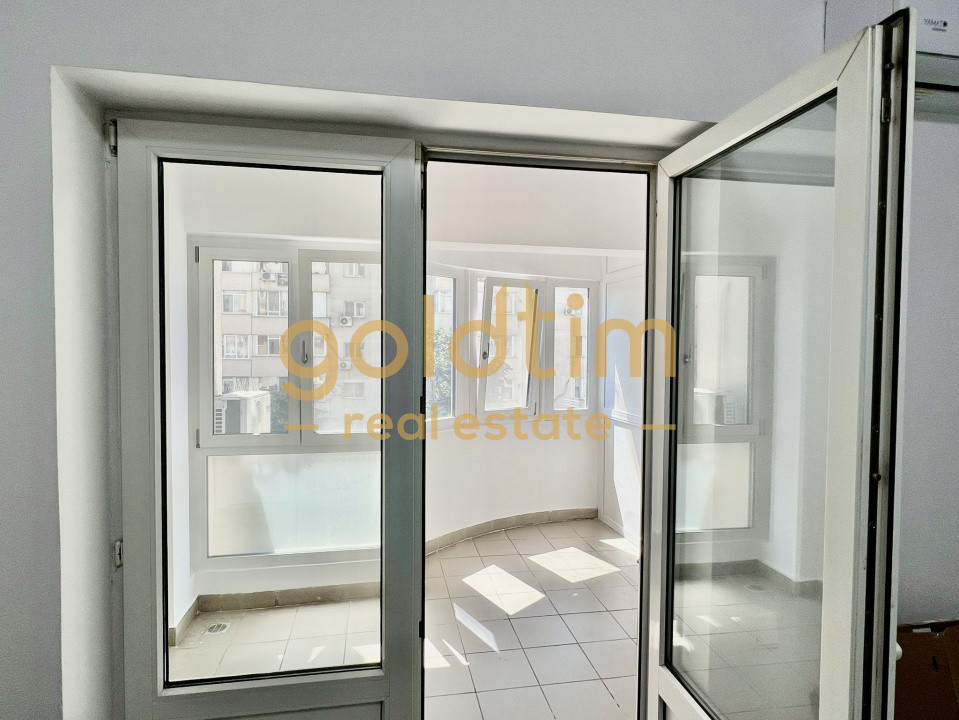 PRETABIL BIROU/ 2 BALCOANE/PARTIAL MOBILAT