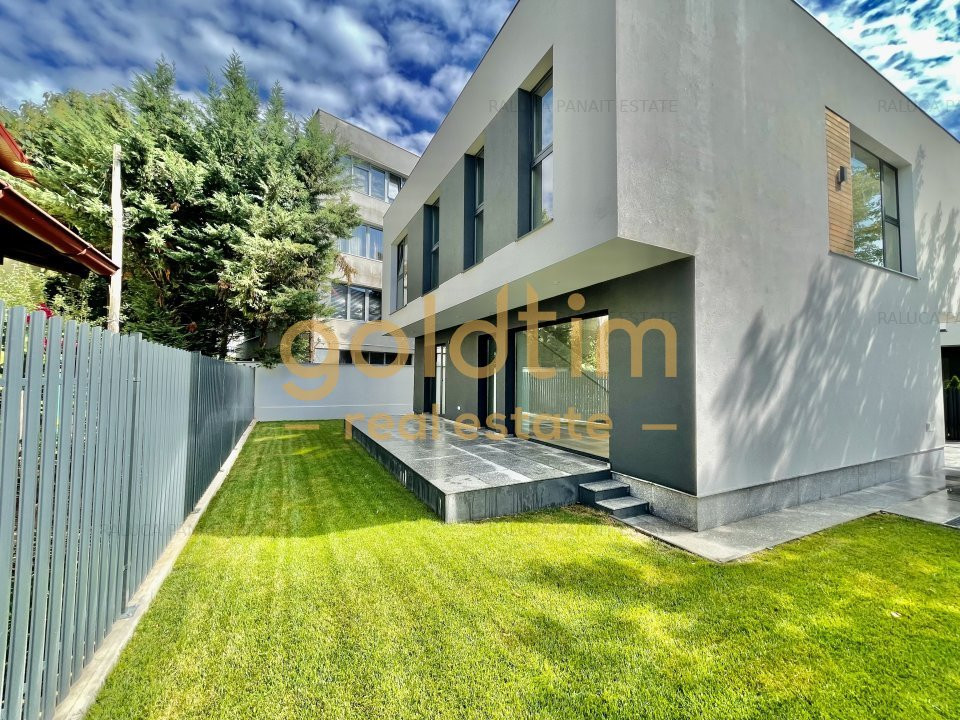 NOU/ABSOLUT SUPERBA/ VILA INDIVIDUALA/ IANCU NICOLAE/