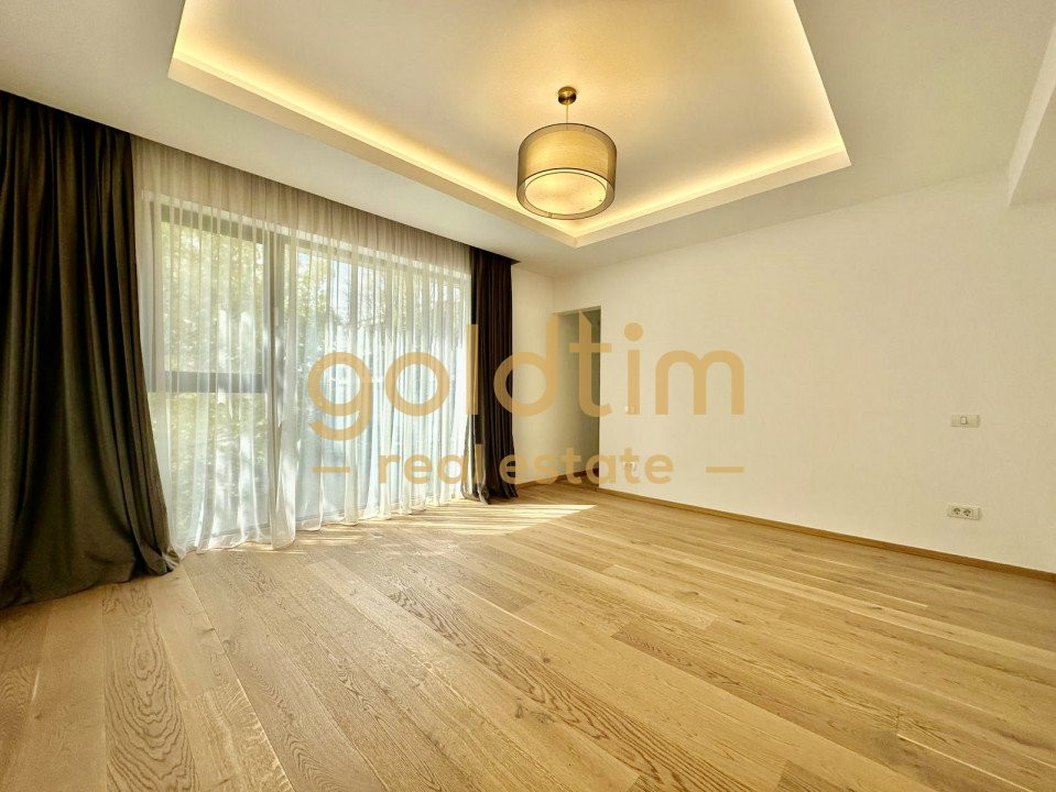 NOU/ABSOLUT SUPERBA/ VILA INDIVIDUALA/ IANCU NICOLAE/