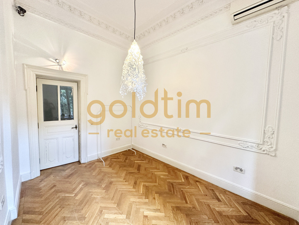 VILA INTERBELICA RENOVATA/ANEXA/CURTE/PRETABILA ACTIVITATI COMERCIALE/DOROBANTI