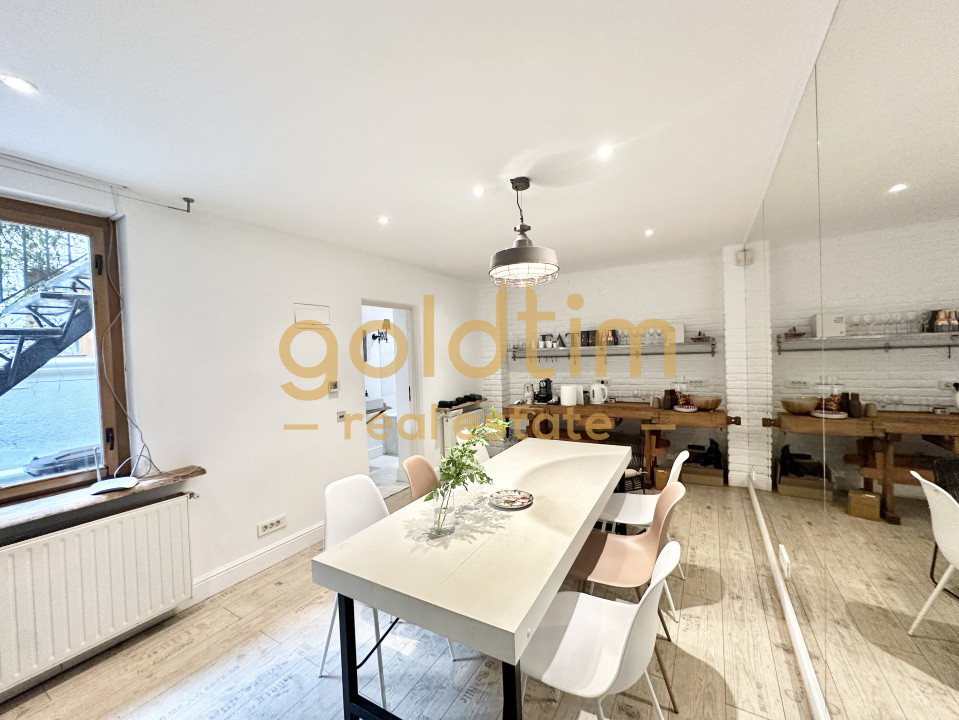 VILA INTERBELICA RENOVATA/ANEXA/CURTE/PRETABILA ACTIVITATI COMERCIALE/DOROBANTI