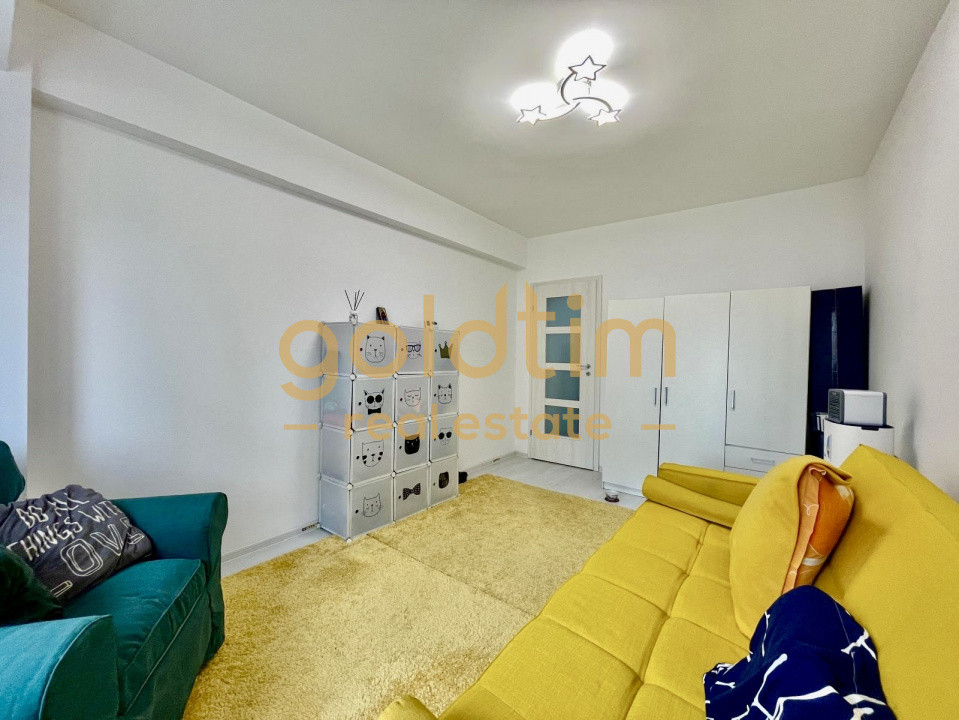 NOU/ BALCON GENEROS/ BUCATARIE INCHISA