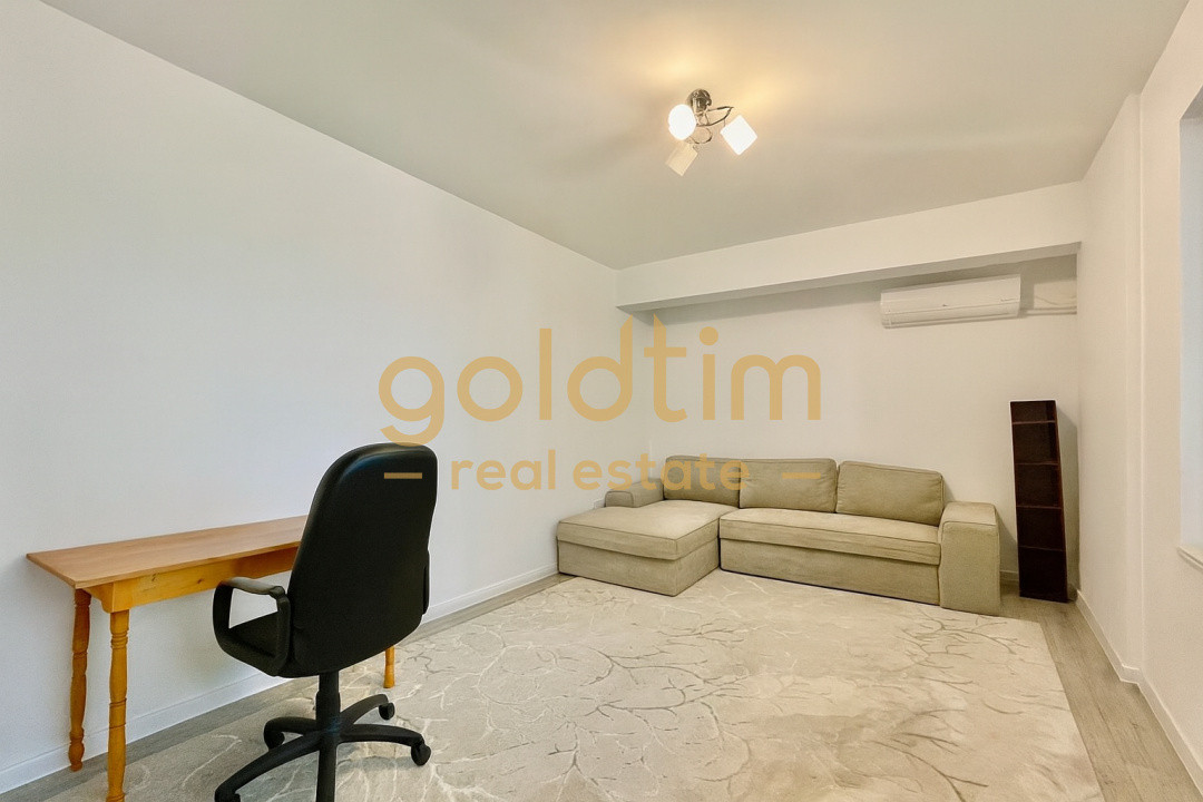 NOU/ BALCON GENEROS/ BUCATARIE INCHISA