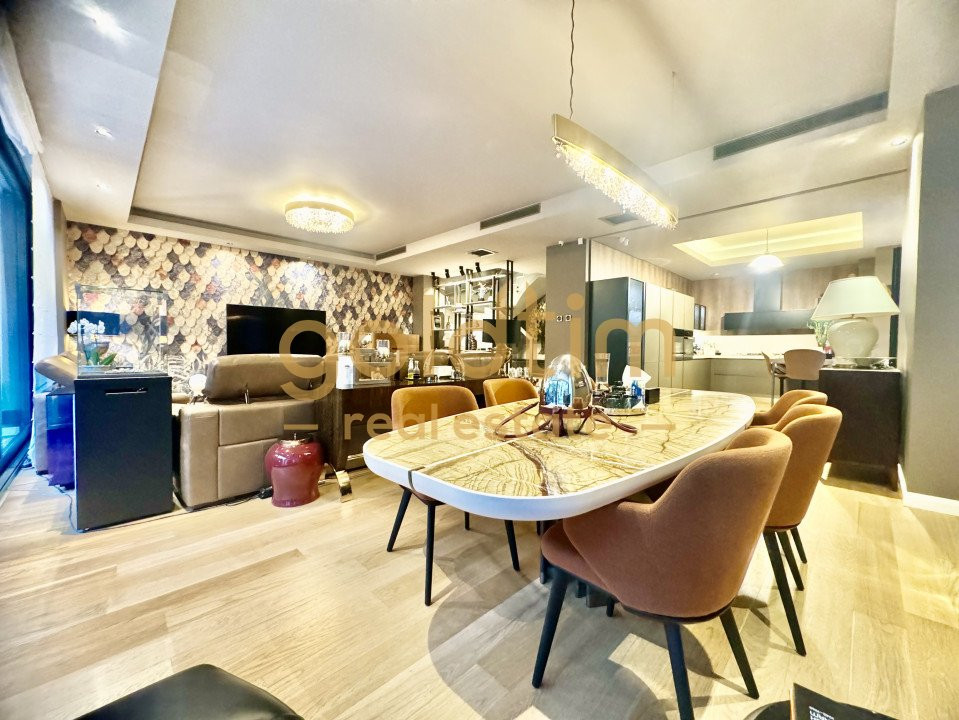 SUPERB/CURTE/ANSAMBLU SECURIZAT/LOCURI PARCARE