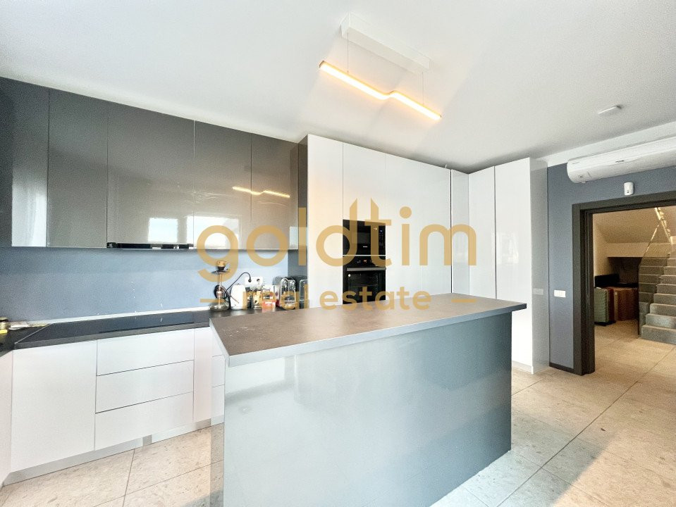 VILA SUPERBA/PISCINA/PONTON/DESCHIDERE LA LAC/PARCARE/SNAGOV