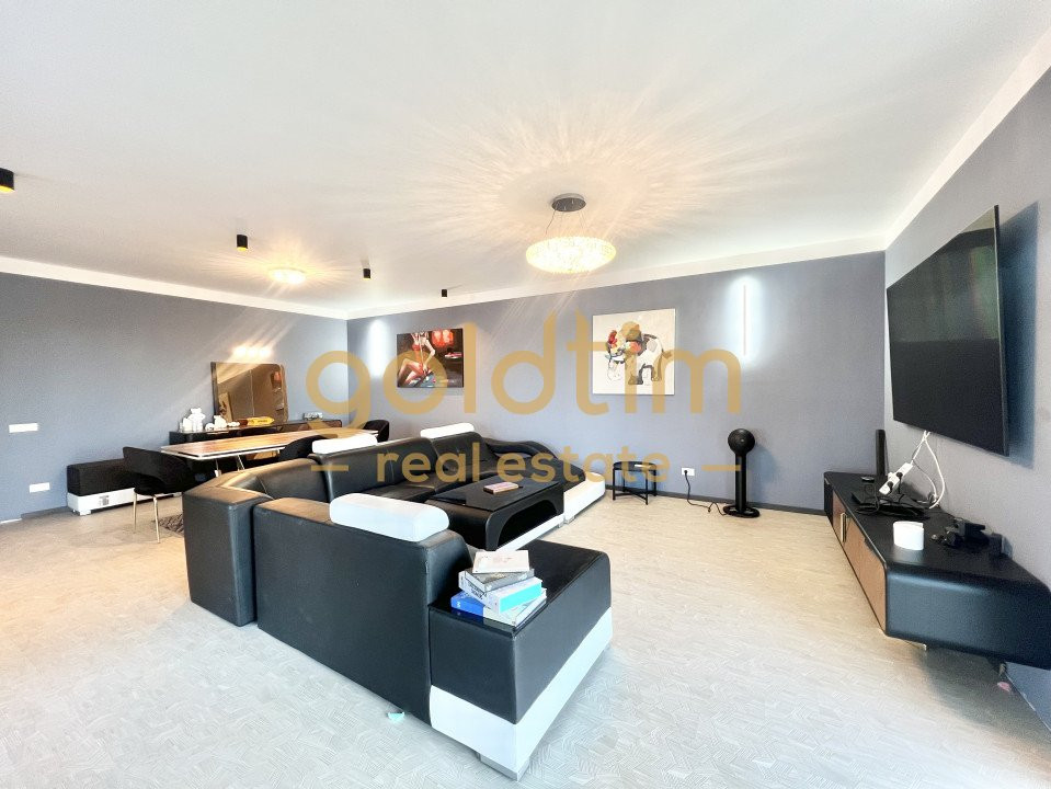 VILA SUPERBA/PISCINA/PONTON/DESCHIDERE LA LAC/PARCARE/SNAGOV