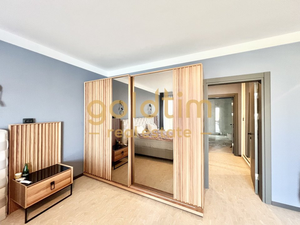 VILA SUPERBA/PISCINA/PONTON/DESCHIDERE LA LAC/PARCARE/SNAGOV