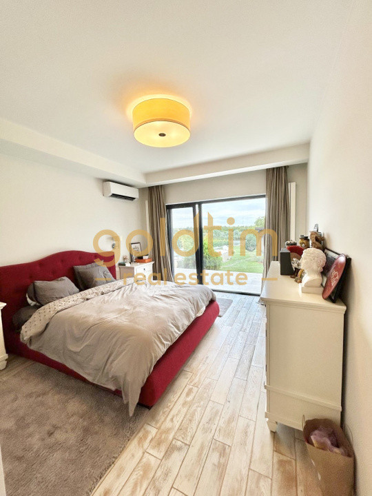 VILA SUPERBA/MOBILATA/UTILATA/PISCINA/CURTE 3000 MP/IESIRE LA LAC