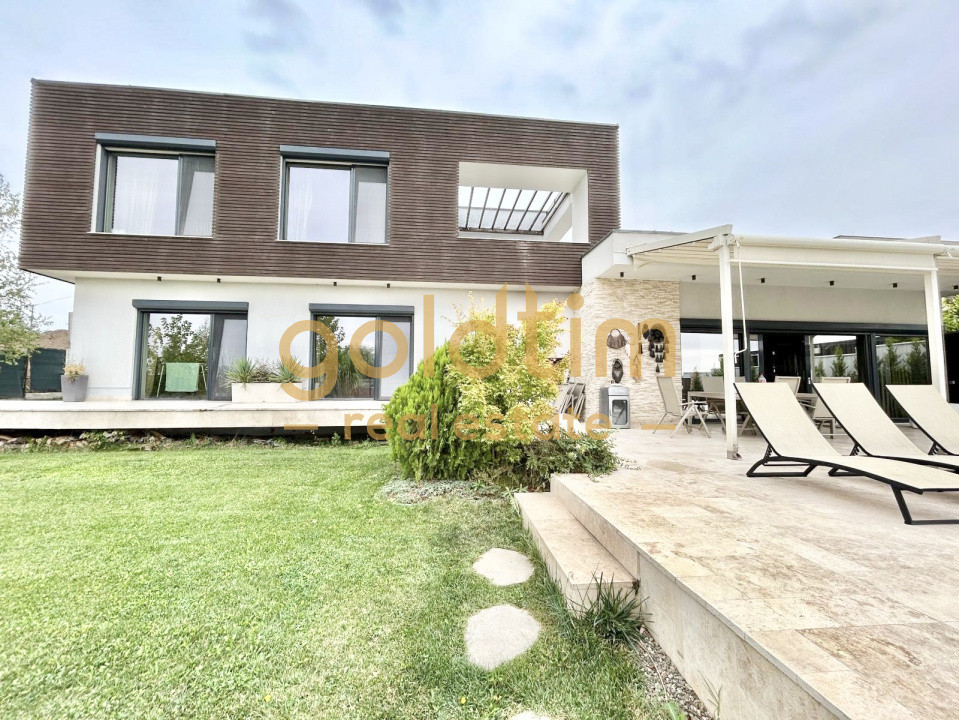 VILA SUPERBA/MOBILATA/UTILATA/PISCINA/CURTE 3000 MP/IESIRE LA LAC