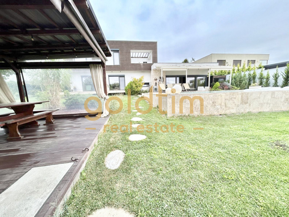 VILA SUPERBA/MOBILATA/UTILATA/PISCINA/CURTE 3000 MP/IESIRE LA LAC