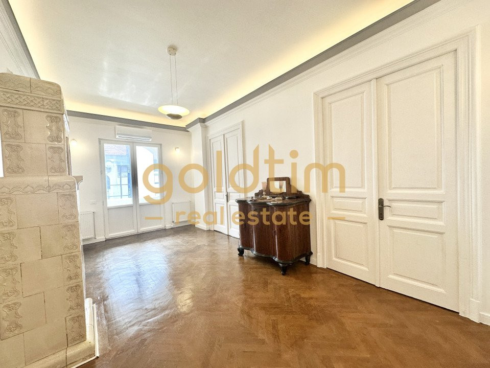 SPATIU BIROU ELEGANT/IN VILA INTERBELICA/DOROBANTI