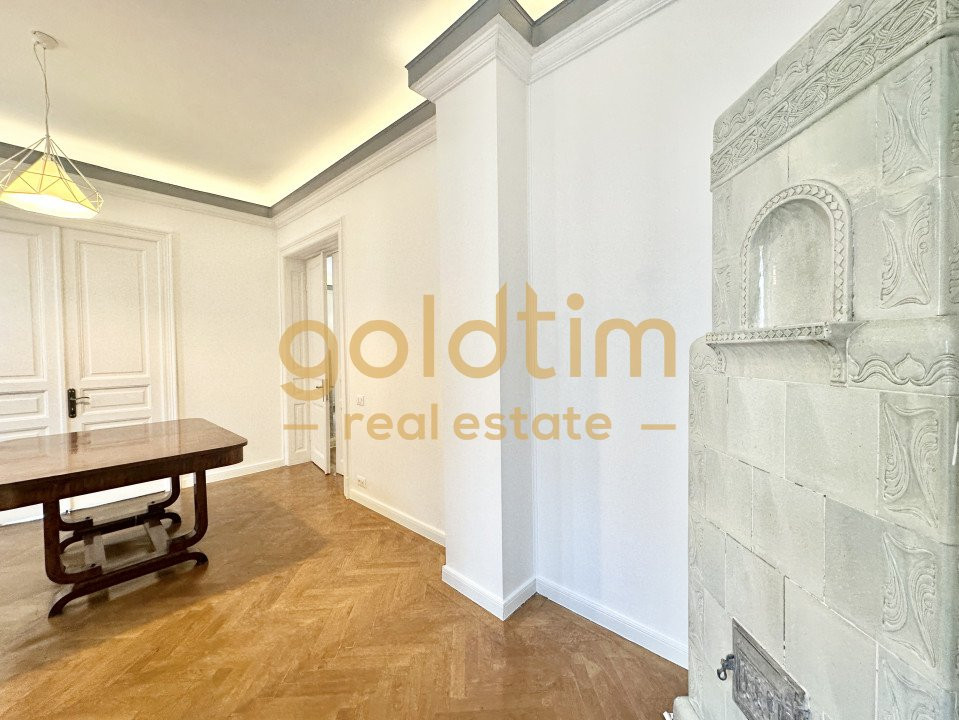 SPATIU BIROU ELEGANT/IN VILA INTERBELICA/DOROBANTI