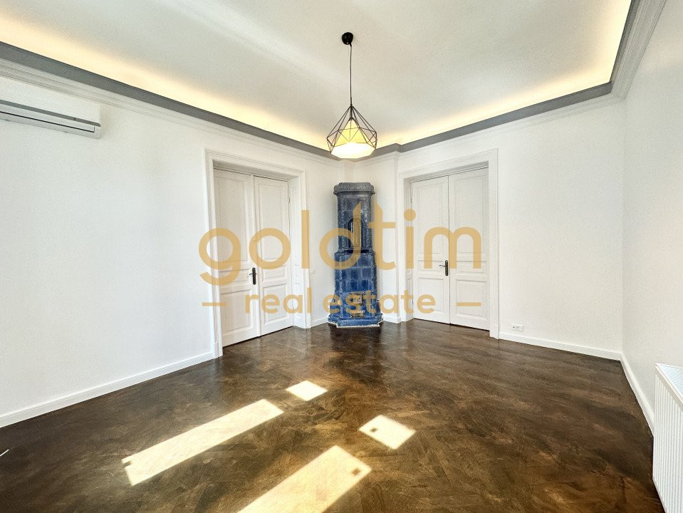 SPATIU BIROU ELEGANT/IN VILA INTERBELICA/DOROBANTI