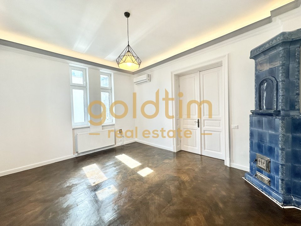 SPATIU BIROU ELEGANT/IN VILA INTERBELICA/DOROBANTI