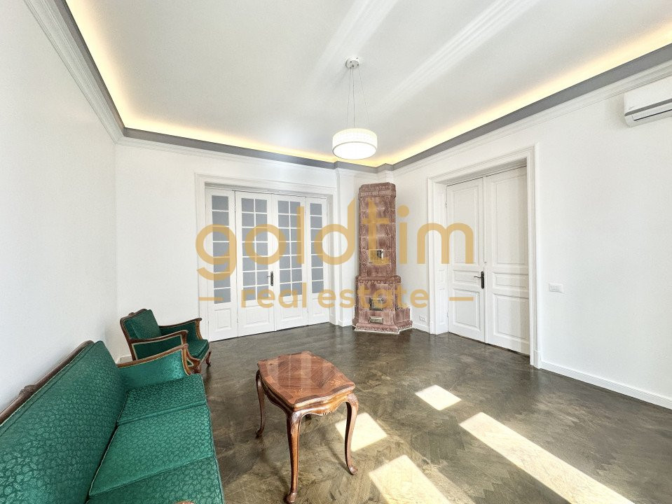 SPATIU BIROU ELEGANT/IN VILA INTERBELICA/DOROBANTI