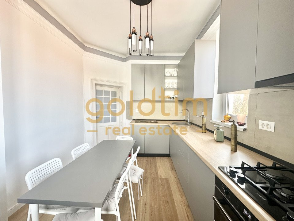 SPATIU BIROU ELEGANT/IN VILA INTERBELICA/DOROBANTI