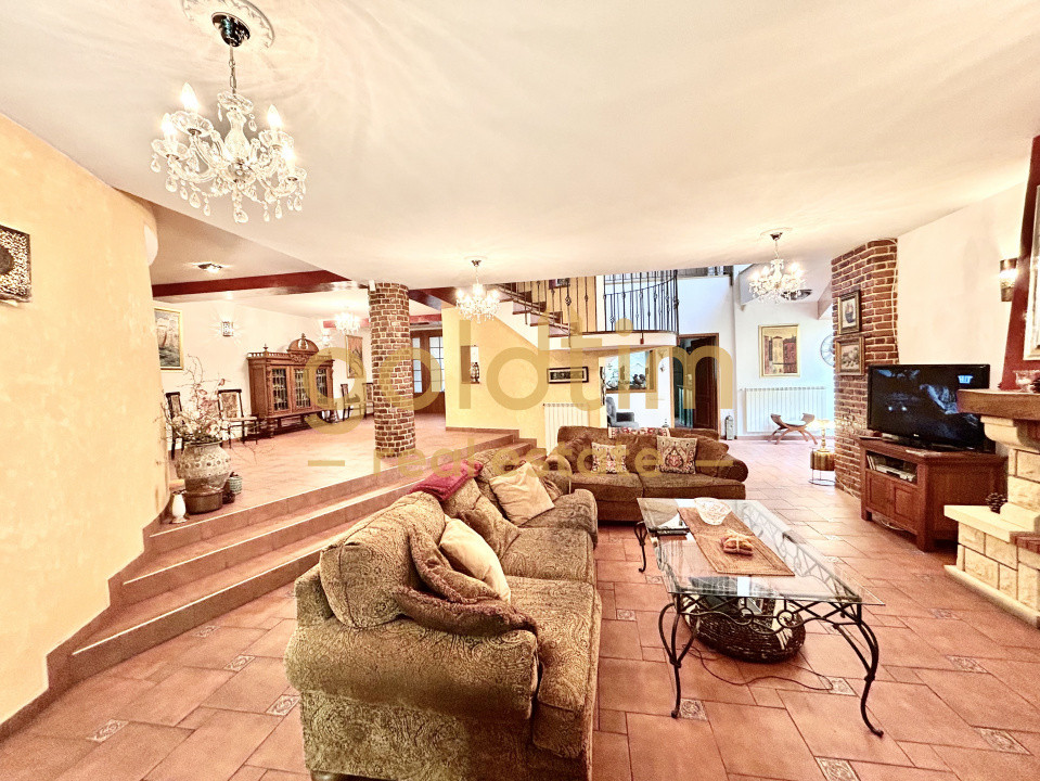 VILA SPECTACULOASA475MP/TEREN 2000MP CU PADURE/PISCINA/CORBEANCA-PARADISUL VERDE