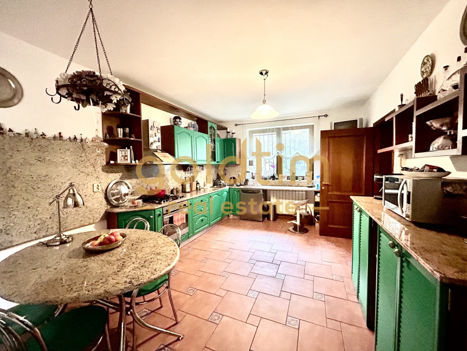 VILA SPECTACULOASA475MP/TEREN 2000MP CU PADURE/PISCINA/CORBEANCA-PARADISUL VERDE