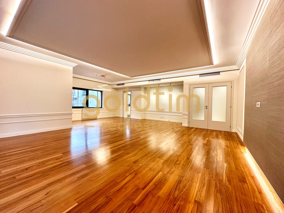 APARTAMENT 4 CAMERE RENOVAT/ANSAMBLU SECURIZAT/BOXA/GARAJ/WASHINGTON/CAPITALE