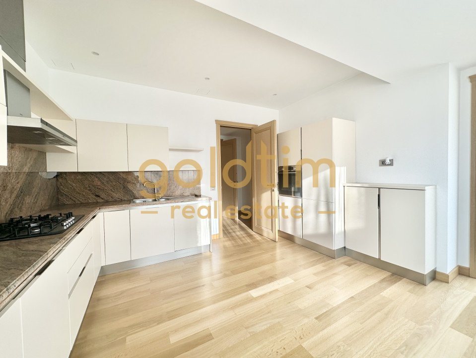 PRIMA CHIRIE/APARTAMENT LUX/BLOC BOUTIQUE/GARAJ/ZONA DE REFERINTA/PRIMAVERII