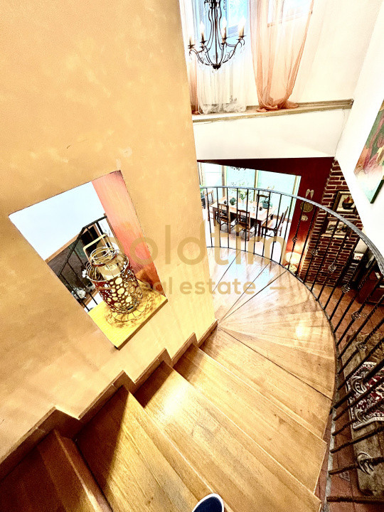 VILA SPECTACULOASA475MP/TEREN 2000MP CU PADURE/PISCINA/CORBEANCA-PARADISUL VERDE