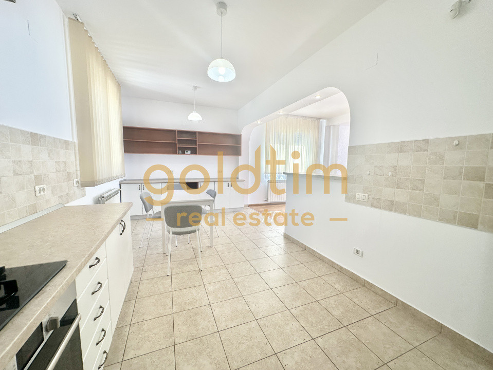 VILA CU PISCINA/CURTE 600MP/MENTENENTA CURTE SI PISCINA INCLUSE/IANCU NICOLAE