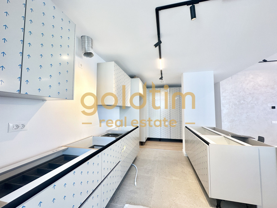 PRIMA CHIRIE/LUX/PISCINA/SPA/MOBILAT/UTILAT/TERASA/GARAJ/FLOREASCA/UP-SITE