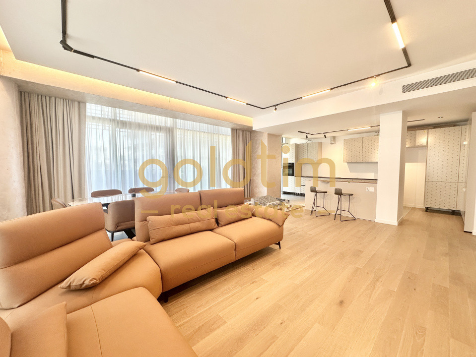 PRIMA CHIRIE/LUX/PISCINA/SPA/MOBILAT/UTILAT/TERASA/GARAJ/FLOREASCA/UP-SITE