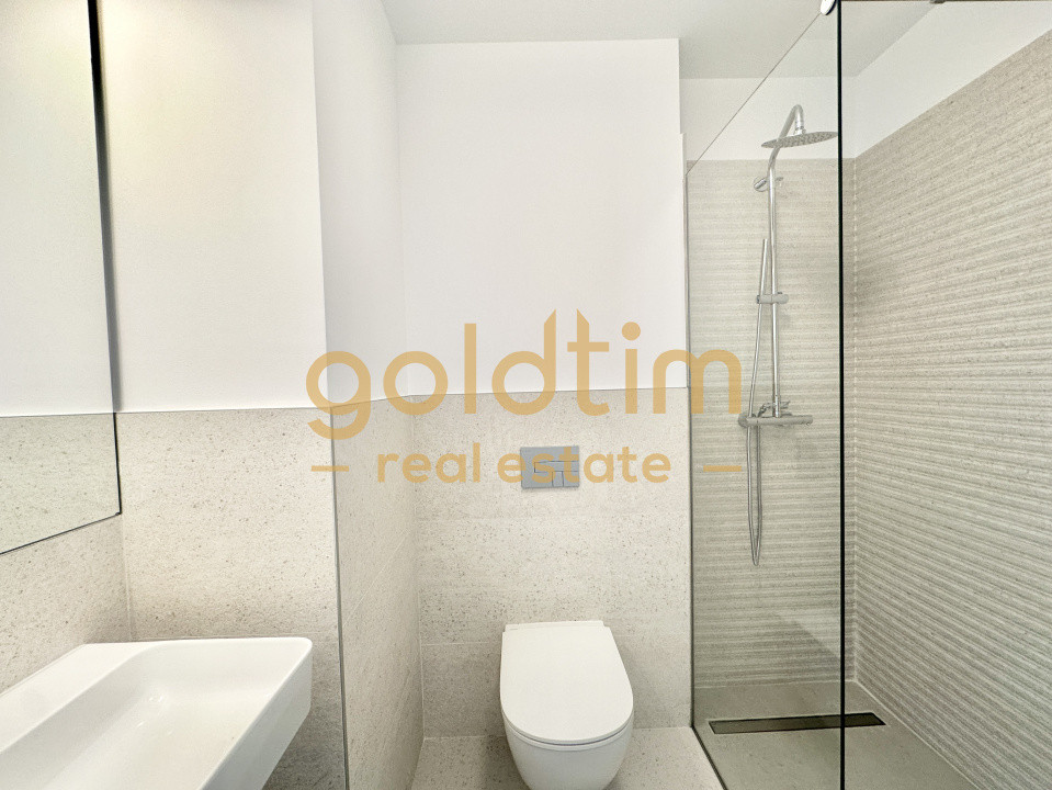 PRIMA CHIRIE/LUX/PISCINA/SPA/MOBILAT/UTILAT/TERASA/GARAJ/FLOREASCA/UP-SITE